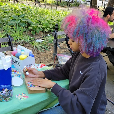 Outdoor arts and crafts image